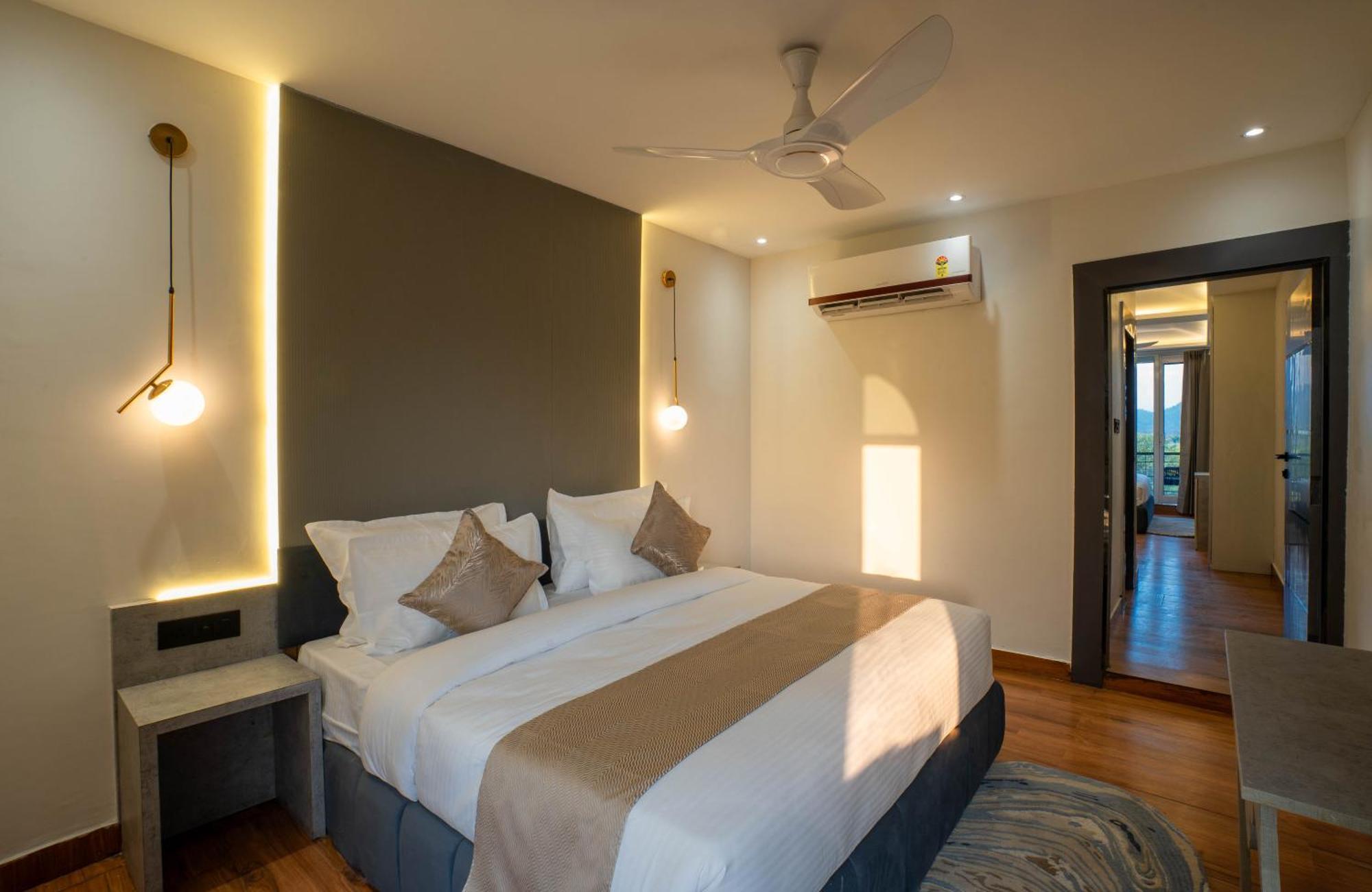 The Ganges Riverside Escape With A Private Ghat Haridwar Room photo