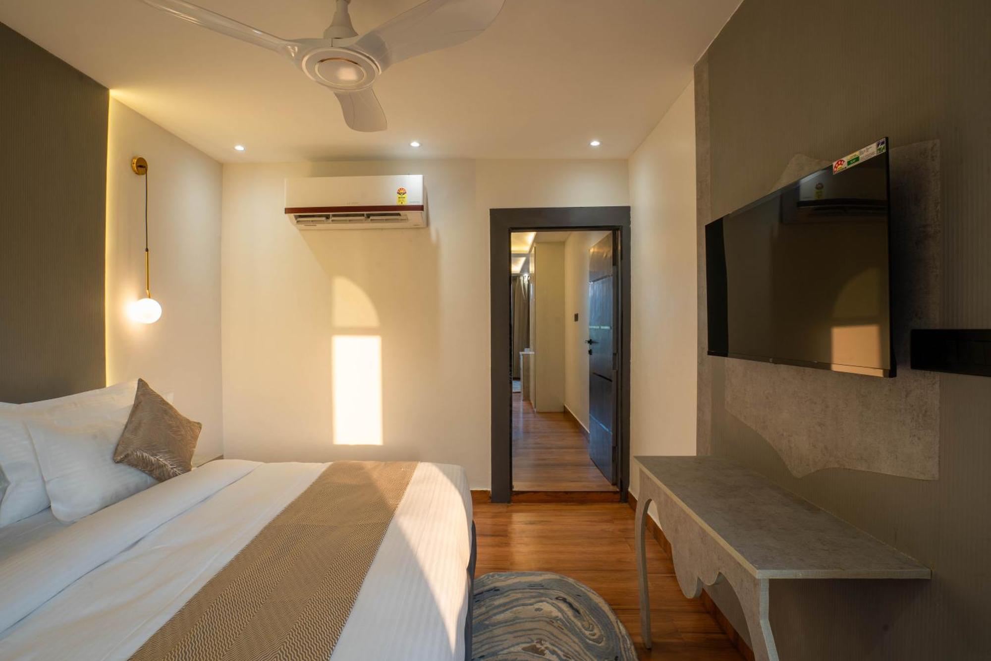 The Ganges Riverside Escape With A Private Ghat Haridwar Room photo