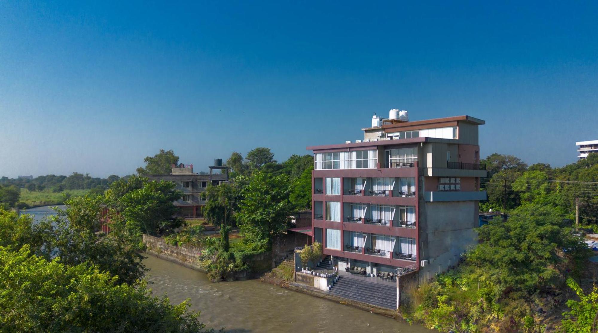 The Ganges Riverside Escape With A Private Ghat Haridwar Exterior photo